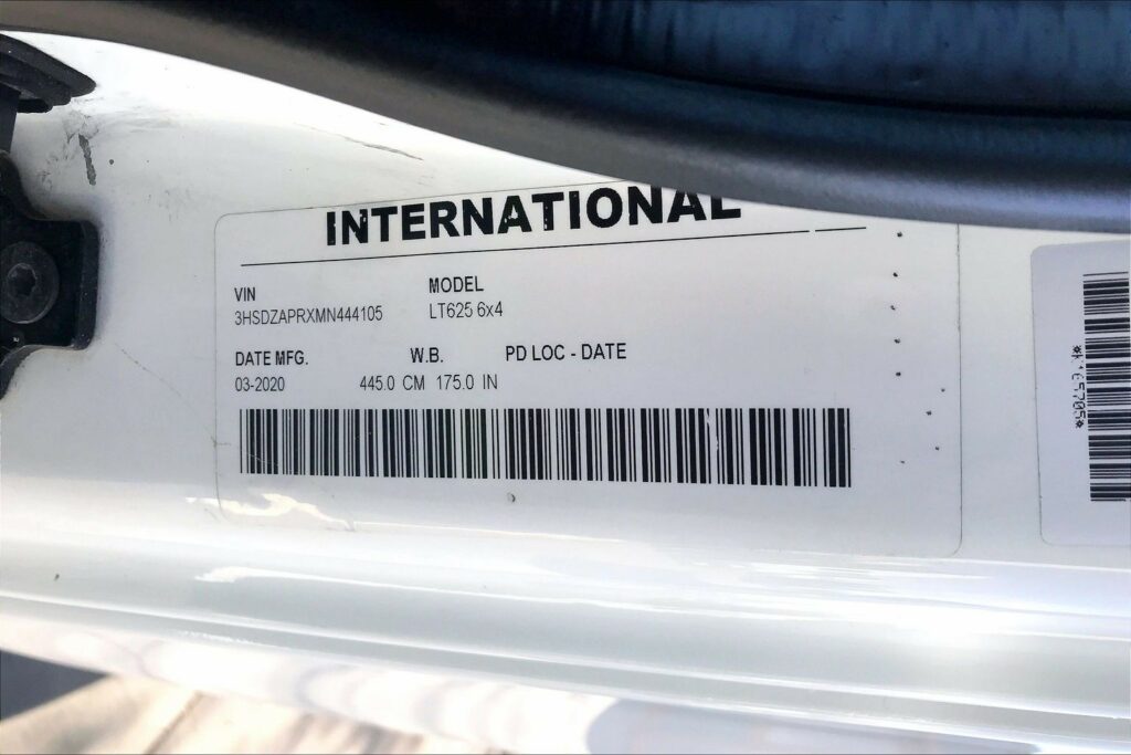 2021 CUM LT625 6×4 Day Cab