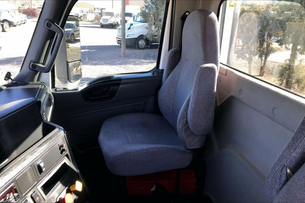 2021 CUM LT625 6×4 Day Cab