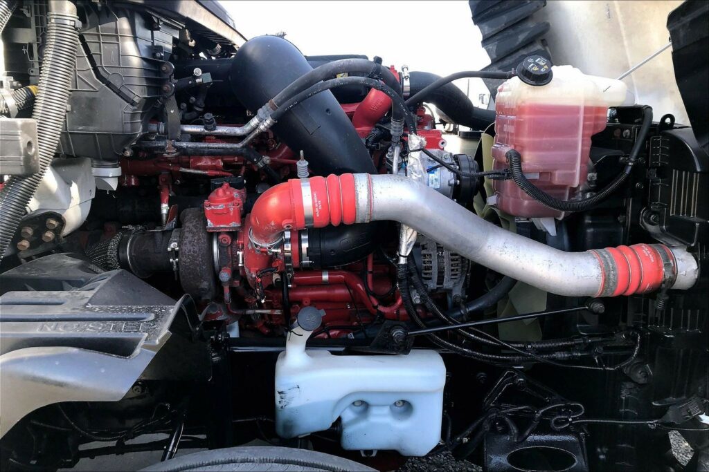 2021 CUM LT625 6×4 Day Cab