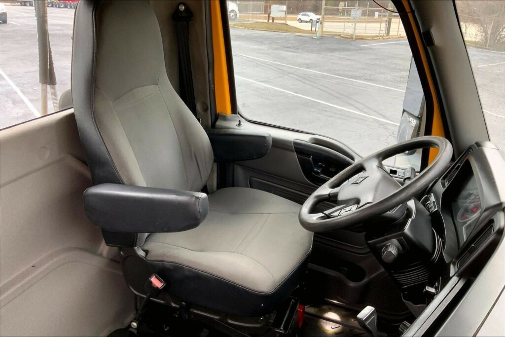 2019 INT LT625 6×4 Day Cab