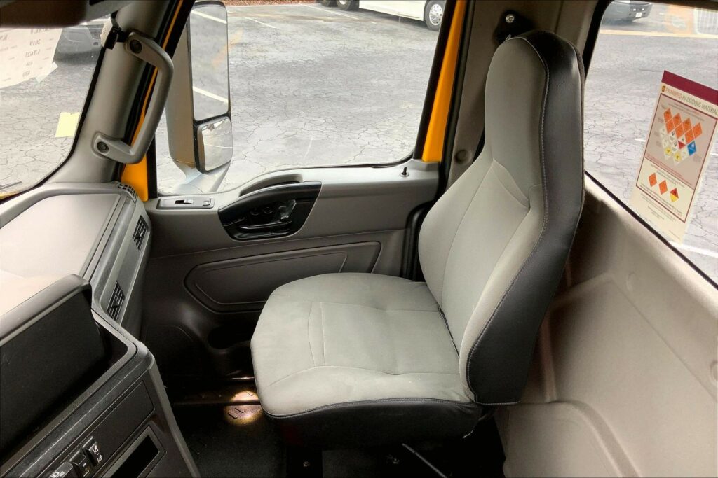 2019 INT LT625 6×4 Day Cab