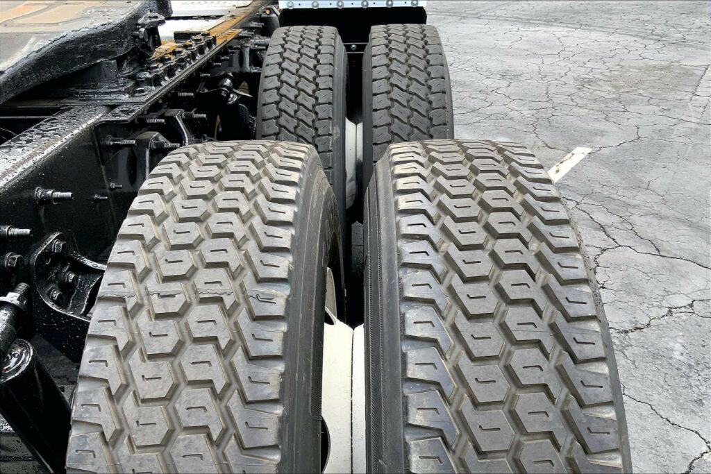 2019 INT LT625 6×4 Day Cab