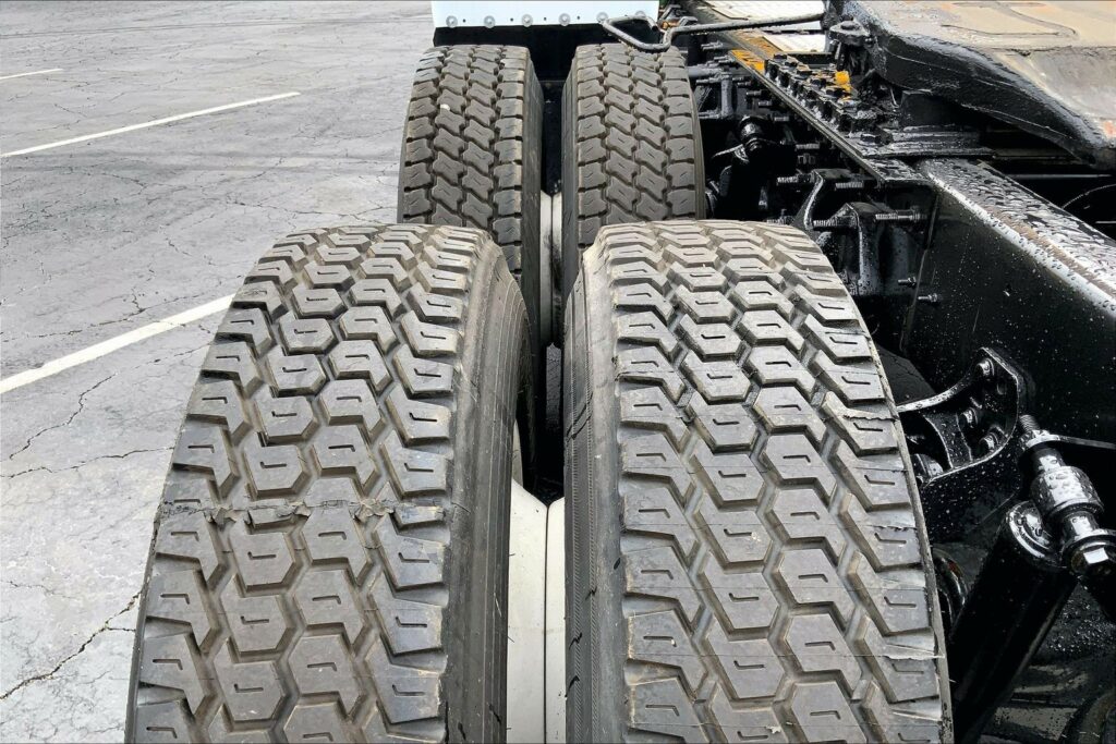 2019 INT LT625 6×4 Day Cab