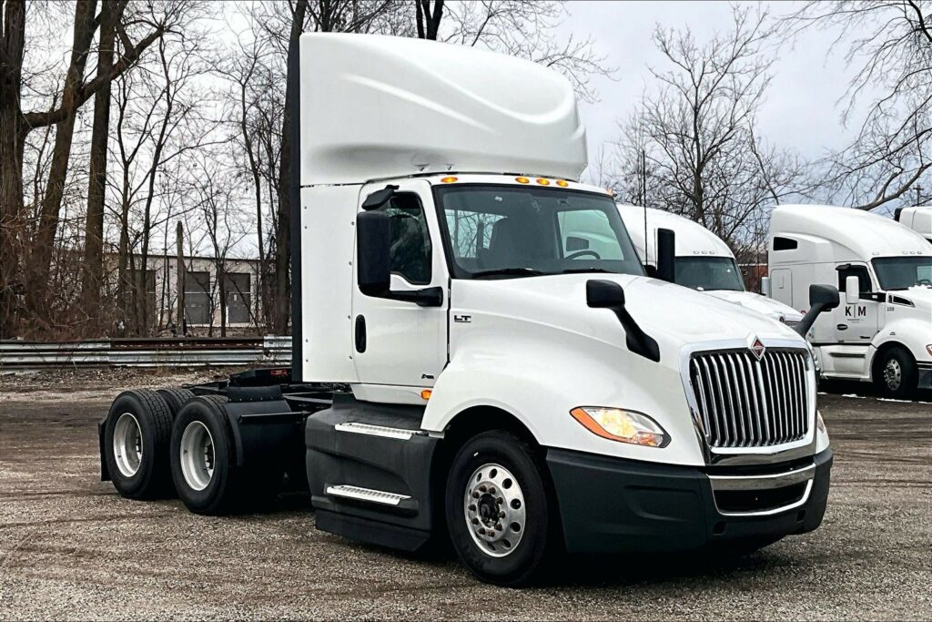 2021 INT LT625 6×4 Day Cab