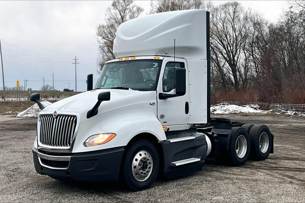 2021 INT LT625 6×4 Day Cab
