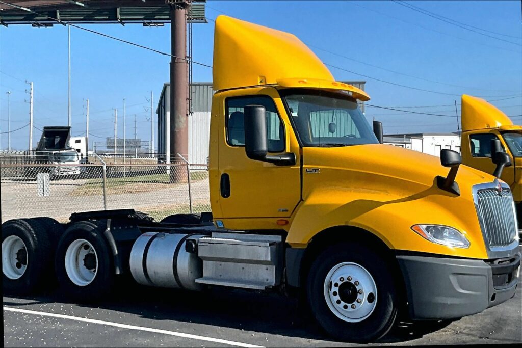 2019 INT LT625 6×4 Day Cab
