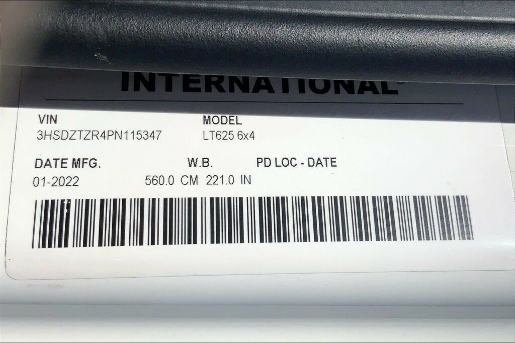 2023 INT LT625 6×4 Sleeper