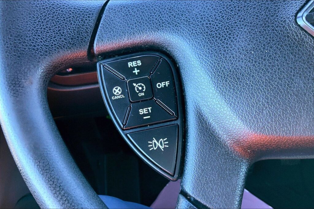 2023 INT LT625 6×4 Sleeper