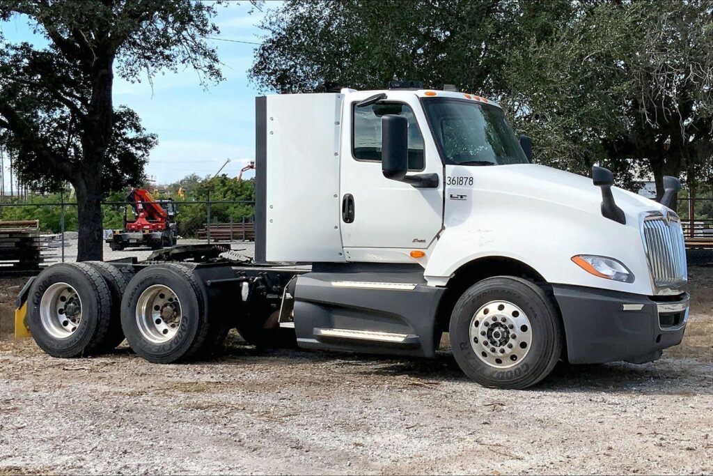 2021 INT LT625 6×4 Day Cab