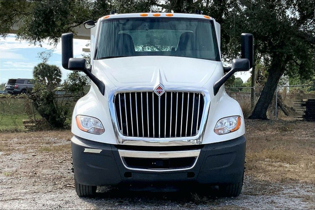 2021 INT LT625 6×4 Day Cab