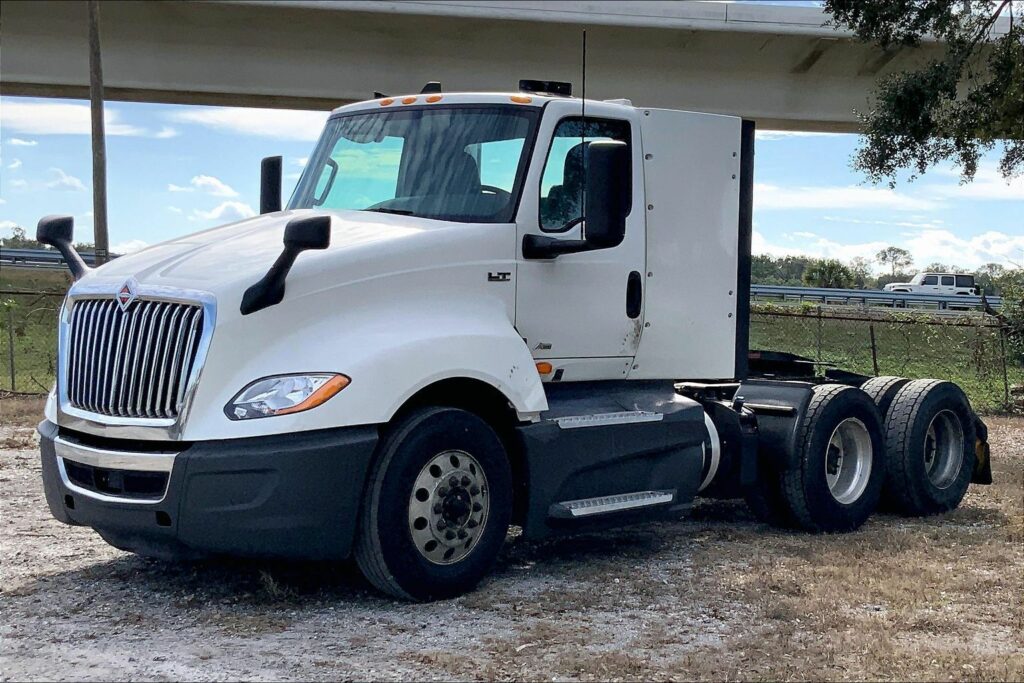 2021 INT LT625 6×4 Day Cab