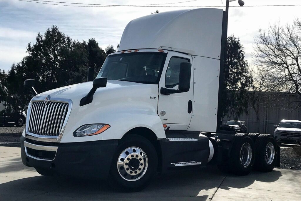 2021 INT LT625 6×4 Day Cab