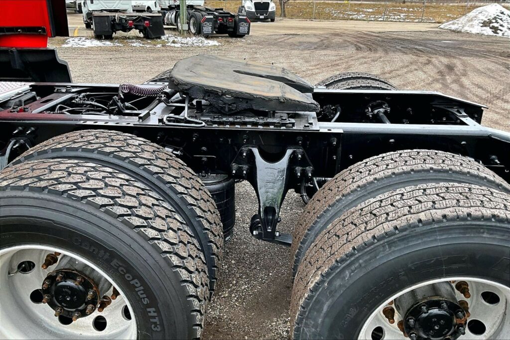 2022 INT LT625 6×4 Sleeper