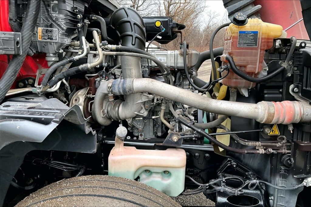 2022 INT LT625 6×4 Sleeper