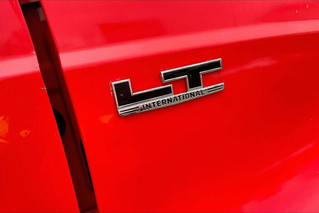 2022 INT LT625 6×4 Sleeper