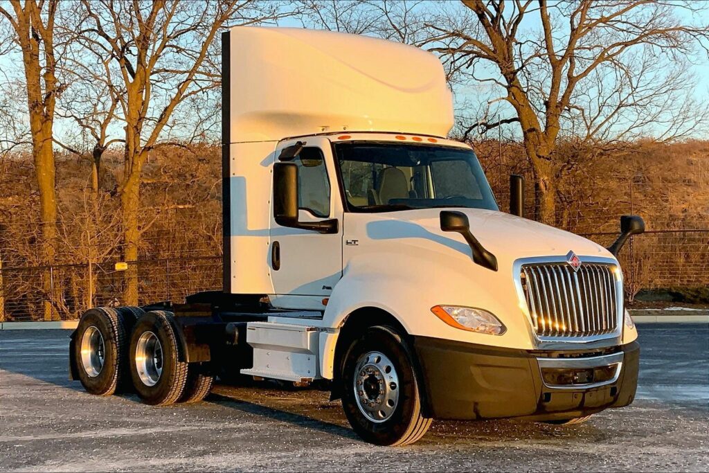 2020 INT LT625 6×4 Day Cab