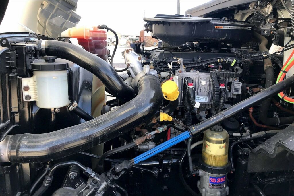 2021 INT LT625 6×4 Sleeper