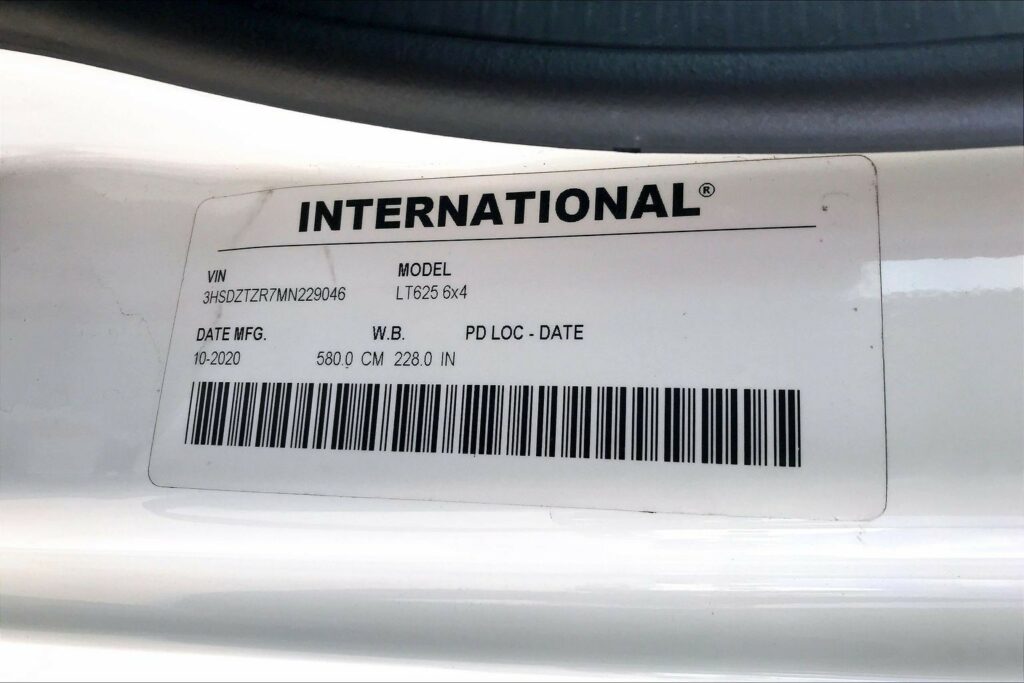 2021 INT LT625 6×4 Sleeper