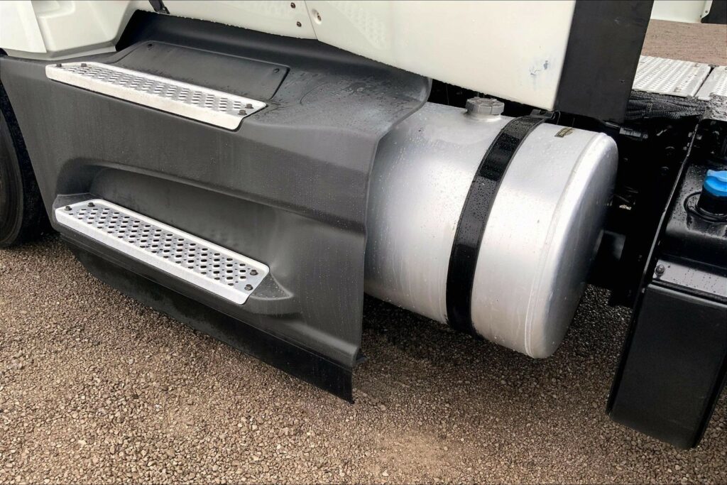 2021 INT LT625 6×4 Day Cab