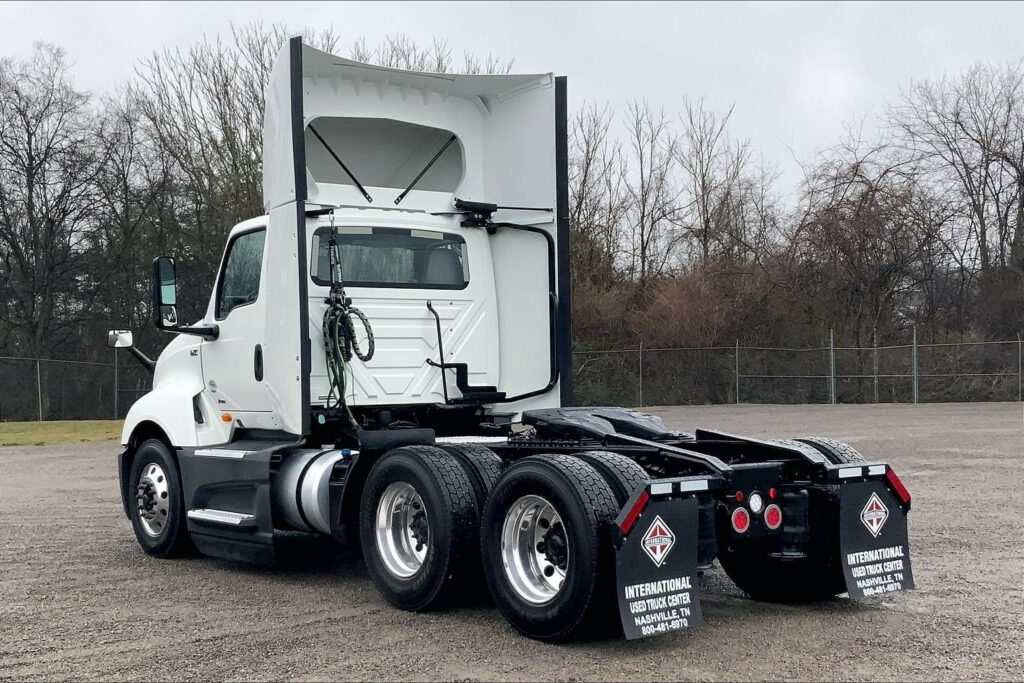 2021 INT LT625 6×4 Day Cab