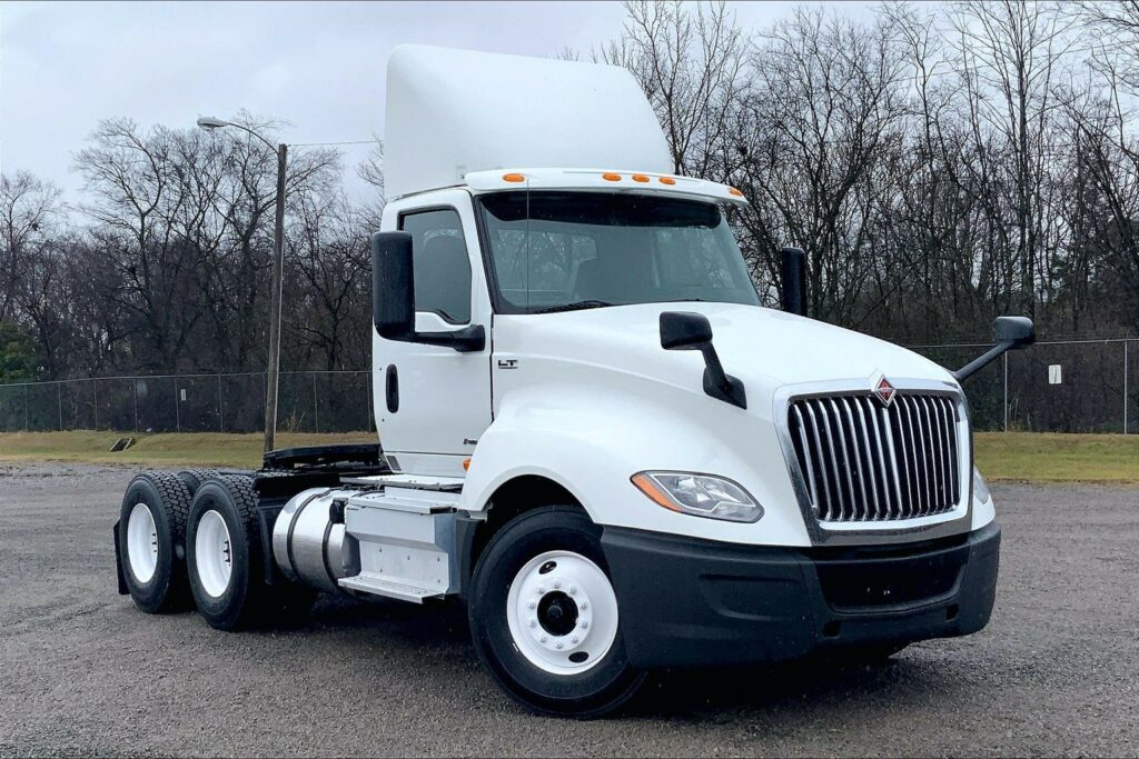 2019 INT LT625 6×4 Day Cab