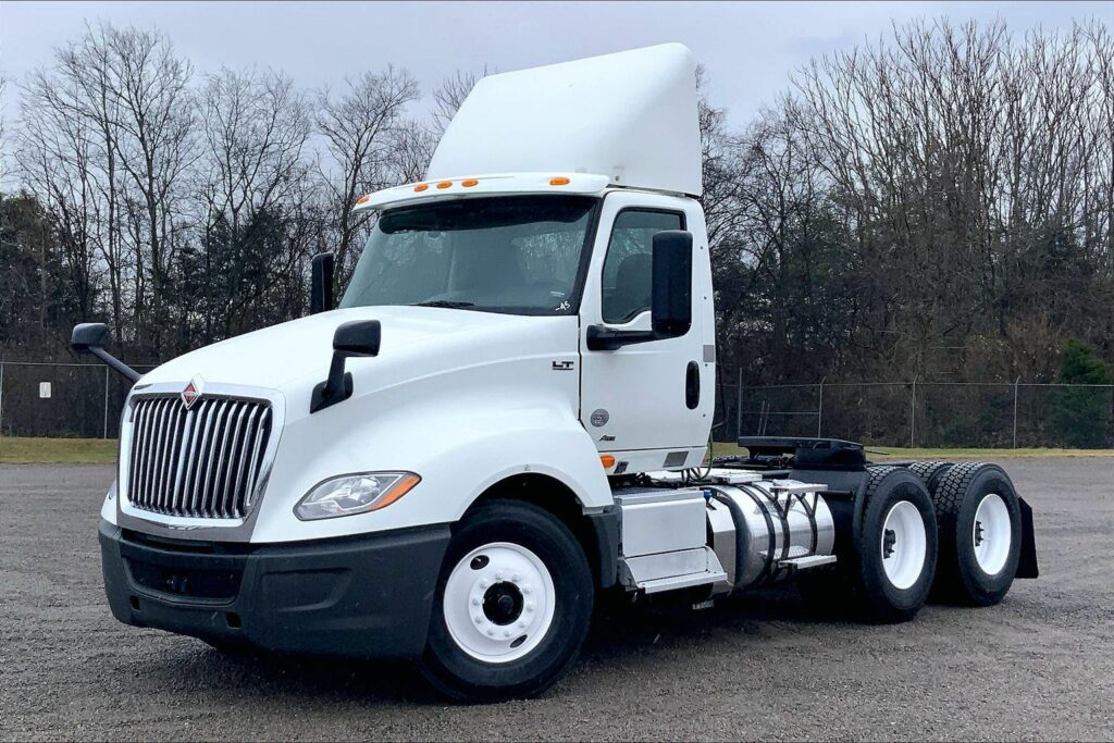 2019 INT LT625 6×4 Day Cab