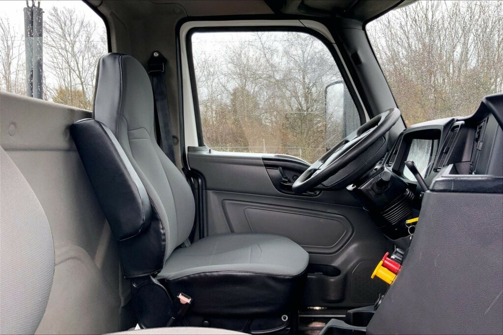 2019 INT LT625 6×4 Day Cab