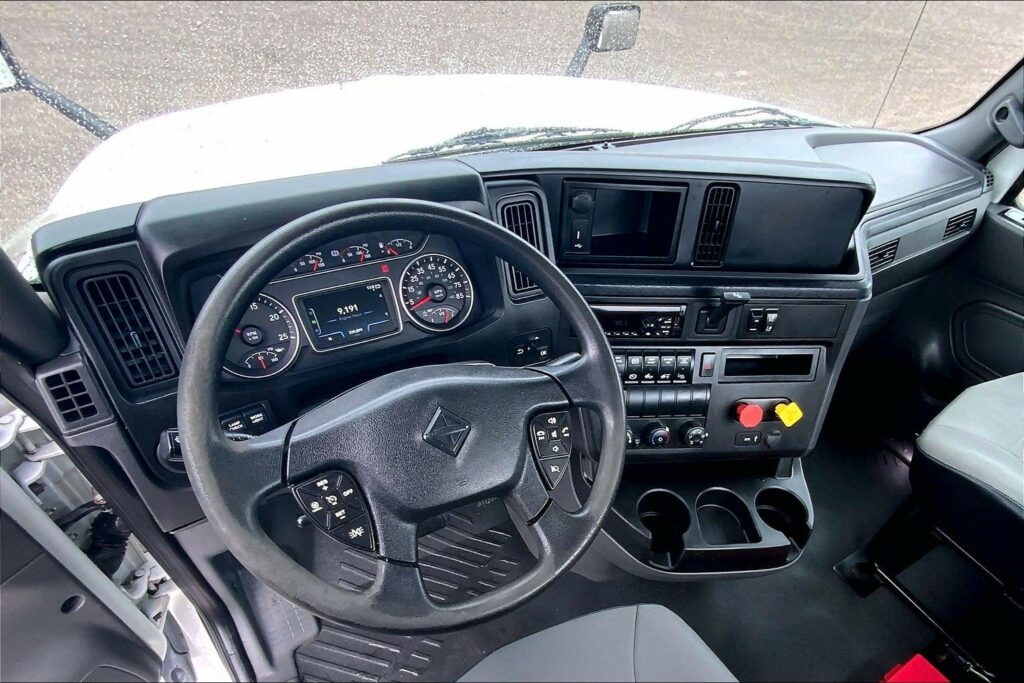 2019 INT LT625 6×4 Day Cab