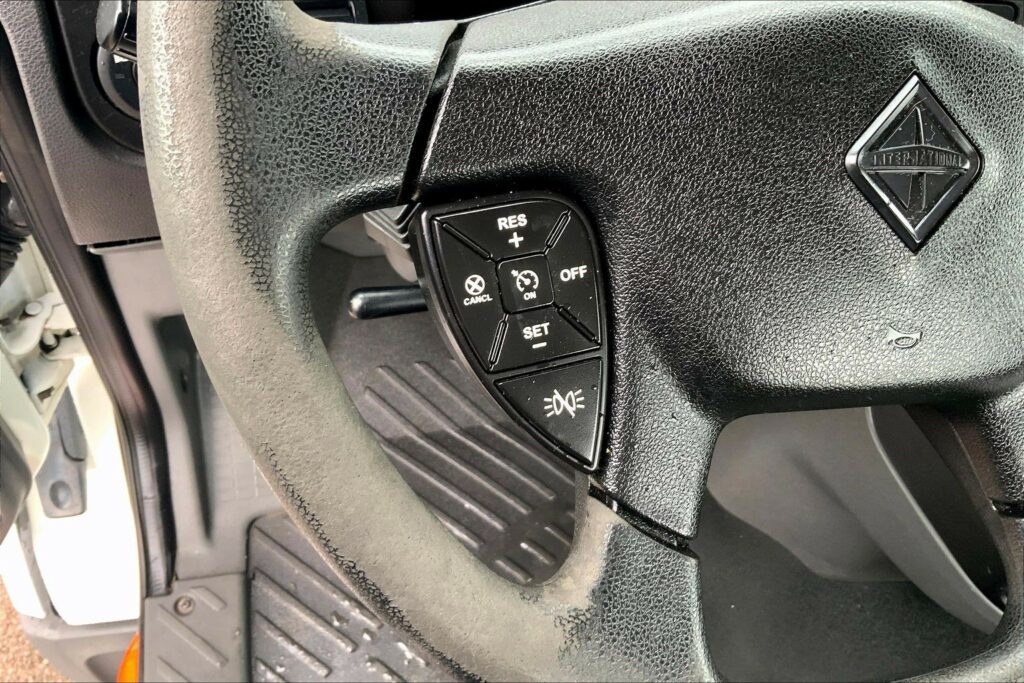 2019 INT LT625 6×4 Day Cab