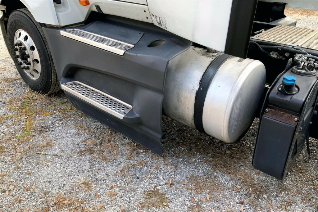 2021 INT LT625 6×4 Day Cab