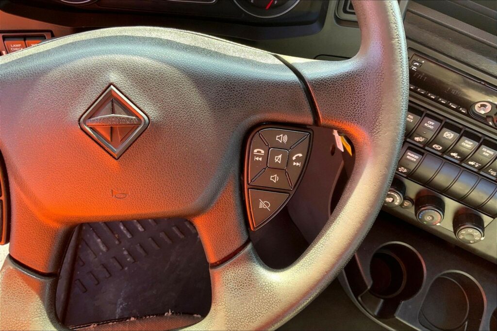 2019 INT LT625 6×4 Day Cab