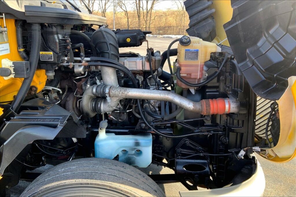 2019 INT LT625 6×4 Day Cab