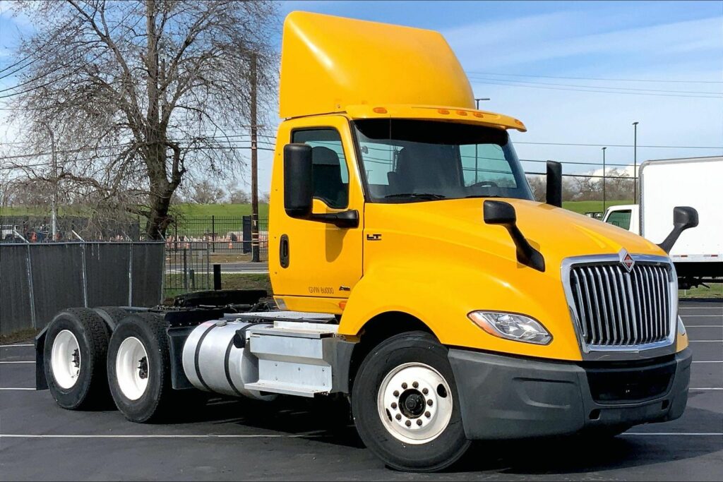 2019 INT LT625 6×4 Day Cab