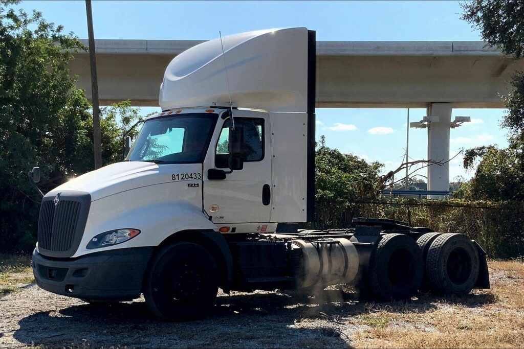 2020 INT RH613 6×4 Day Cab