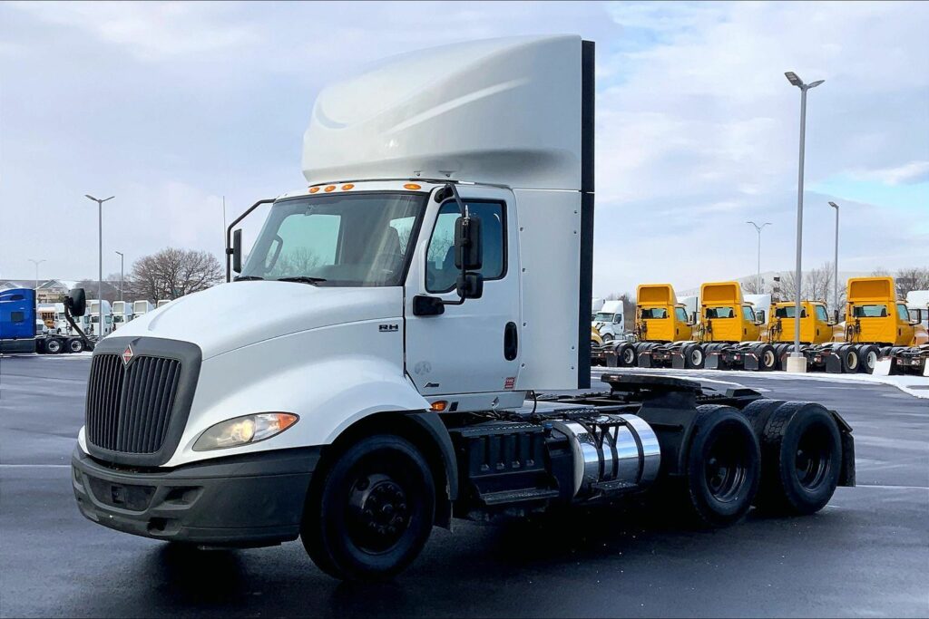 2020 INT RH613 6×4 Day Cab