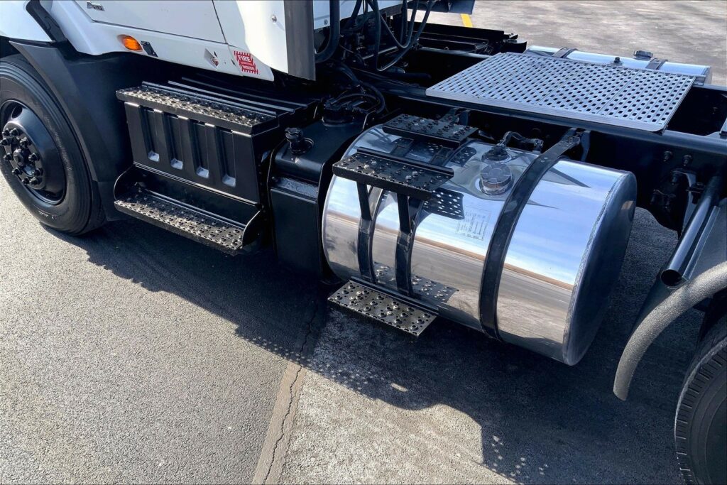 2020 INT RH613 6×4 Day Cab