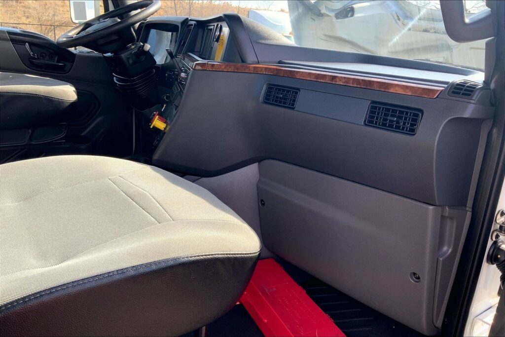 2020 INT RH613 6×4 Day Cab