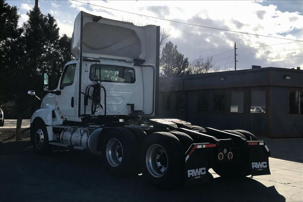 2020 CUM LT625 6×4 Day Cab