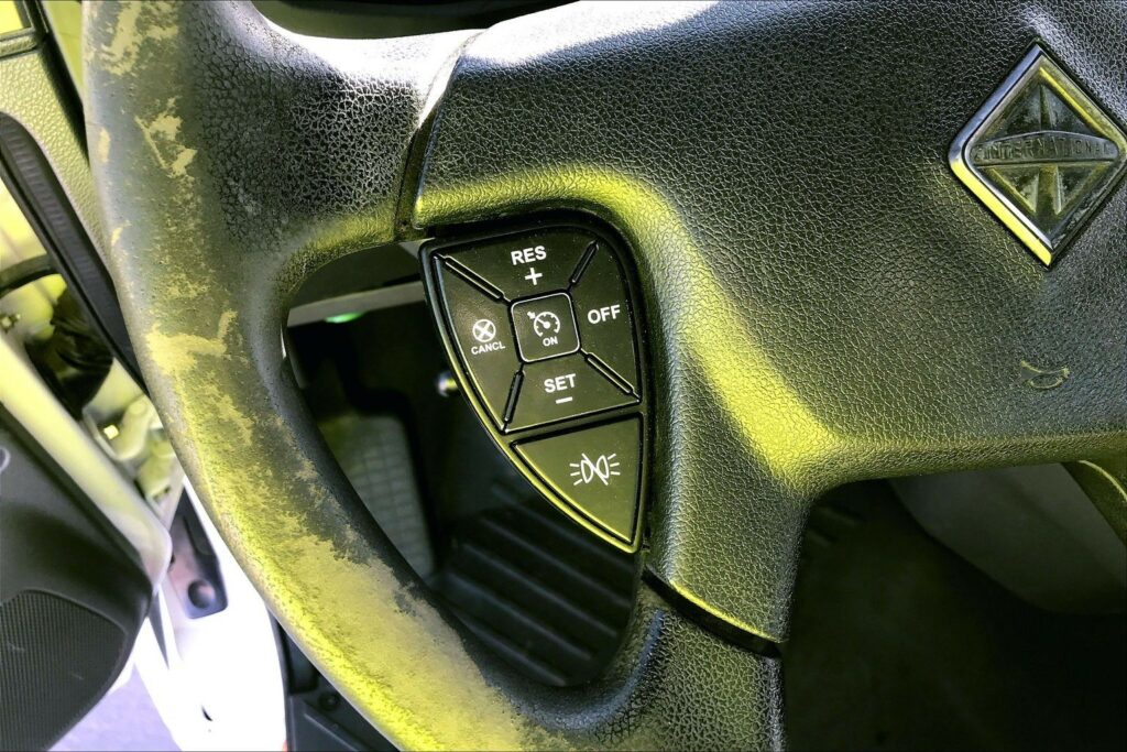 2020 CUM LT625 6×4 Day Cab