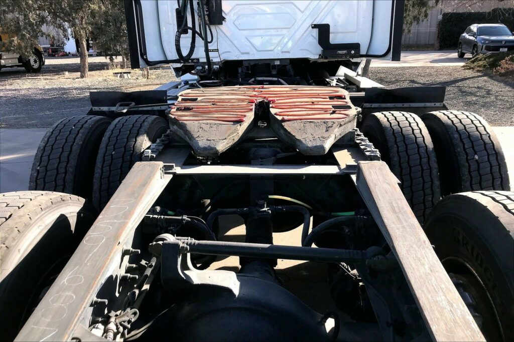 2020 CUM LT625 6×4 Day Cab