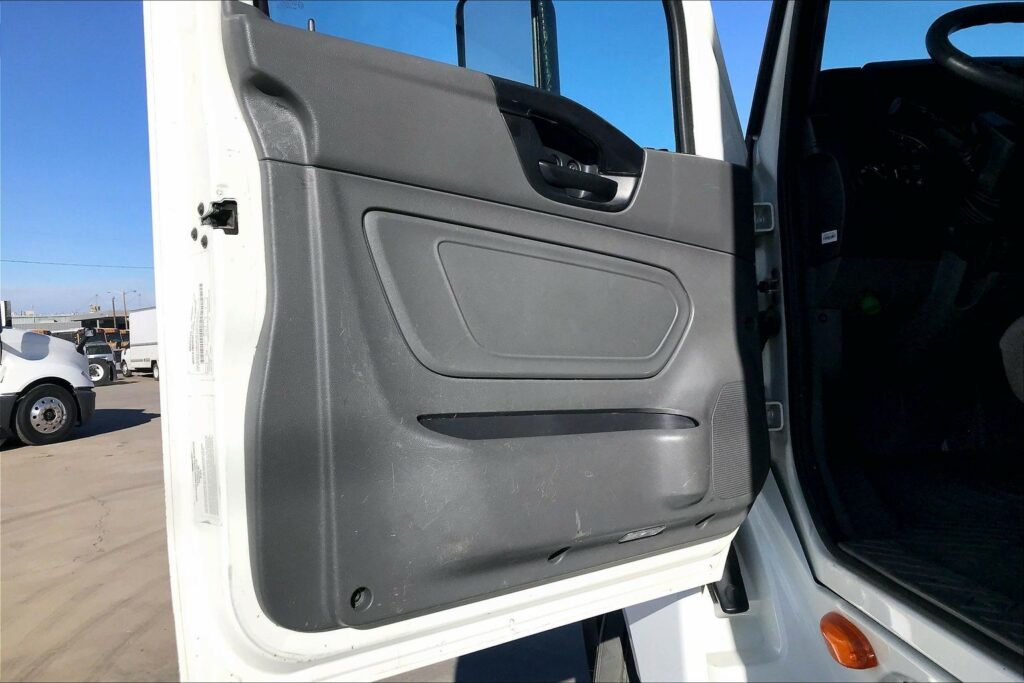 2020 CUM LT625 6×4 Day Cab