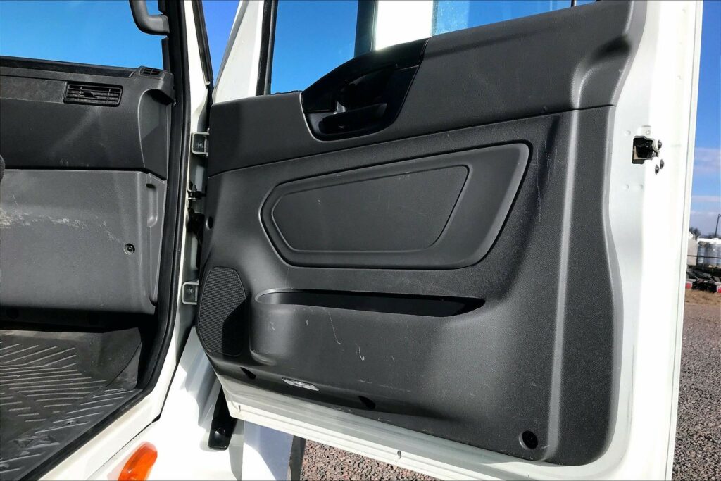 2020 CUM LT625 6×4 Day Cab