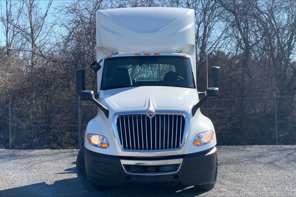 2021 CUM LT625 6×4 Day Cab