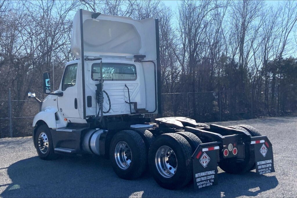 2021 CUM LT625 6×4 Day Cab