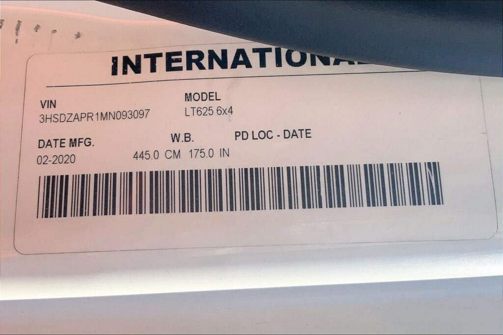 2021 CUM LT625 6×4 Day Cab