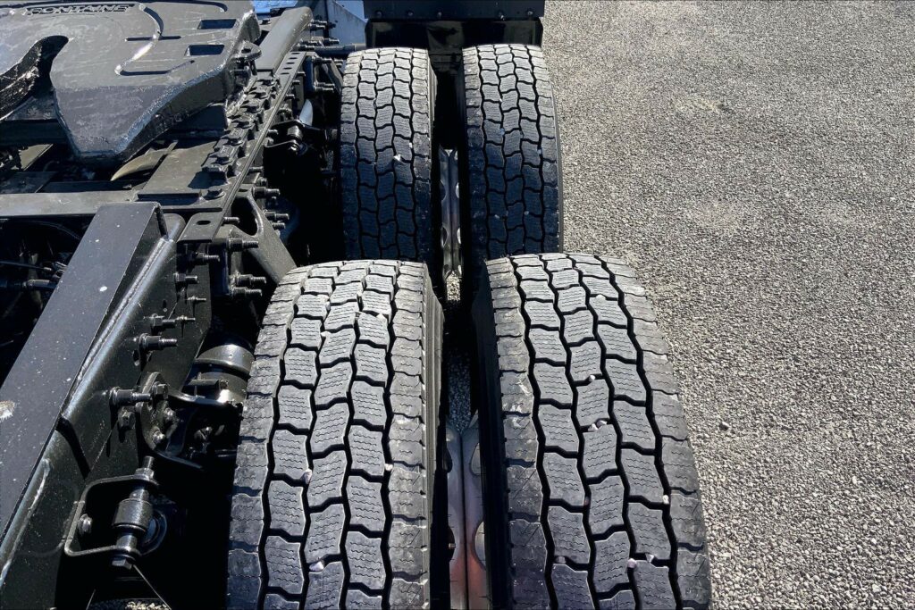 2021 CUM LT625 6×4 Day Cab