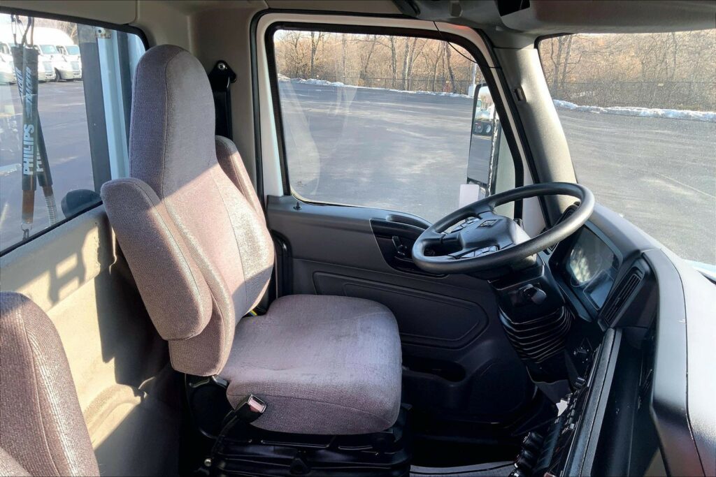 2021 CUM LT625 6×4 Day Cab