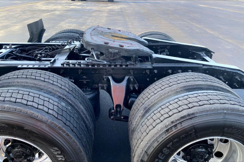 2021 CUM LT625 6×4 Day Cab