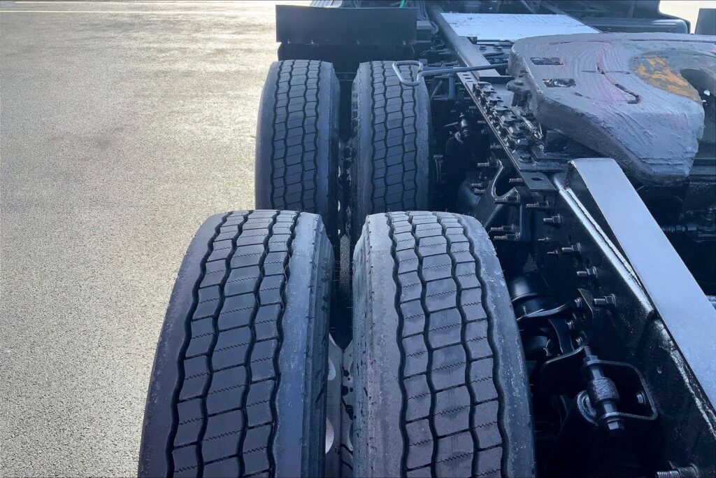 2021 CUM LT625 6×4 Day Cab