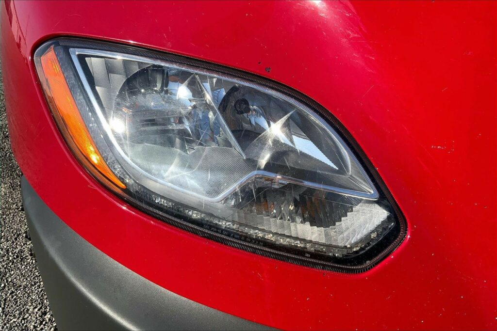 2022 CUM LT625 6×4 Sleeper